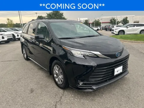 Another view of 2025 Toyota Sienna XLE for sale in Kansas City, MO at Jay Wolfe Toyota