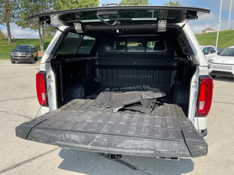 More photos of 2022 GMC Sierra 1500 Limited Denali at Jay Wolfe Toyota, MO