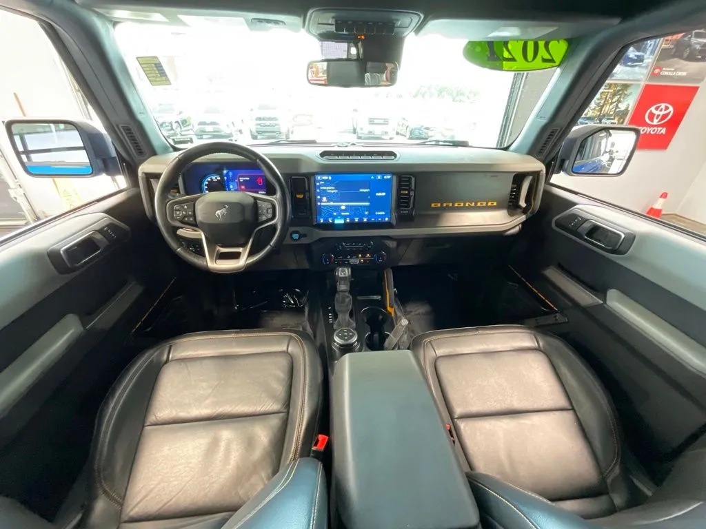 Ford Bronco photo 8