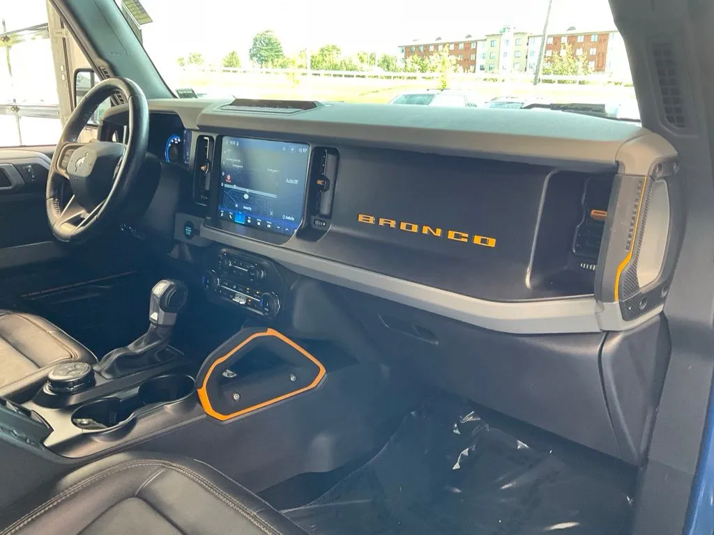 Ford Bronco photo 19