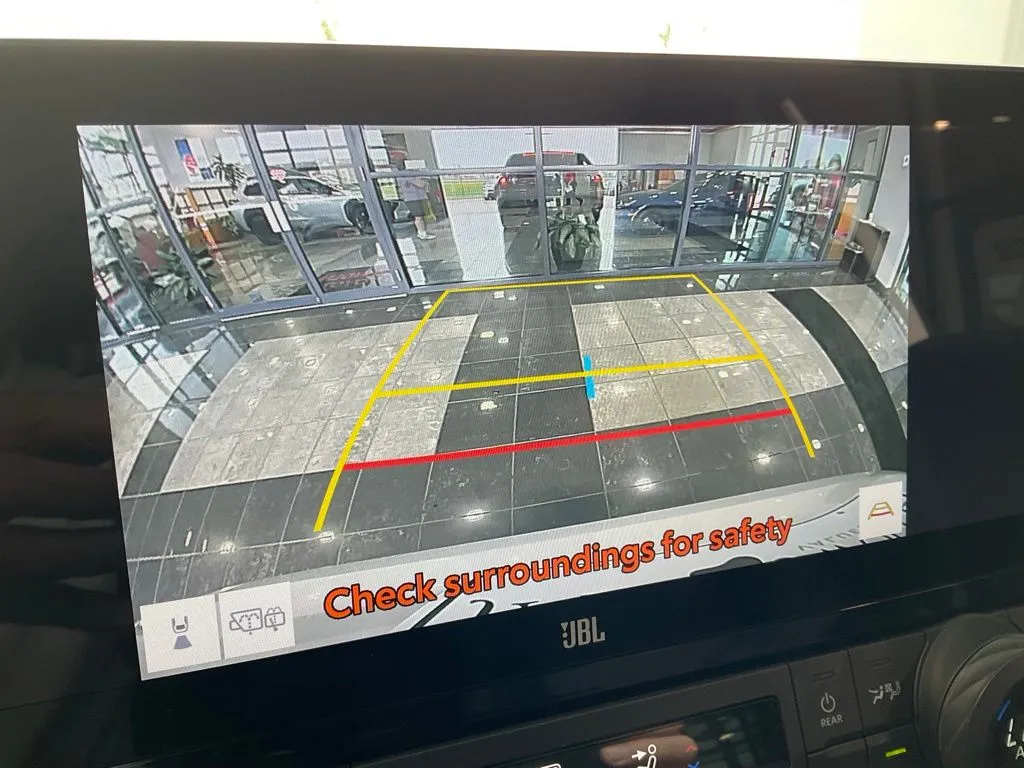 Toyota Grand Highlander photo 16