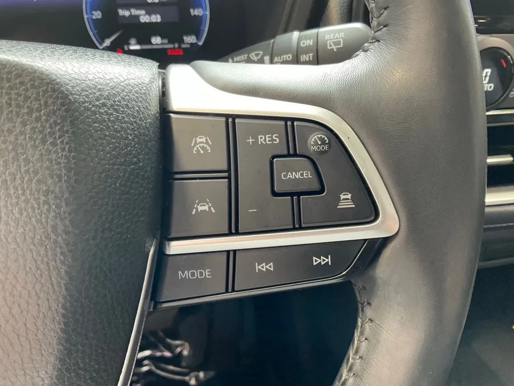 Toyota Grand Highlander photo 13