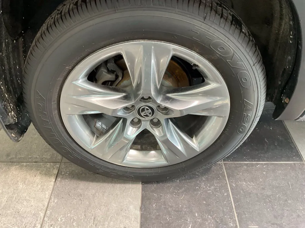 Toyota Highlander photo 7