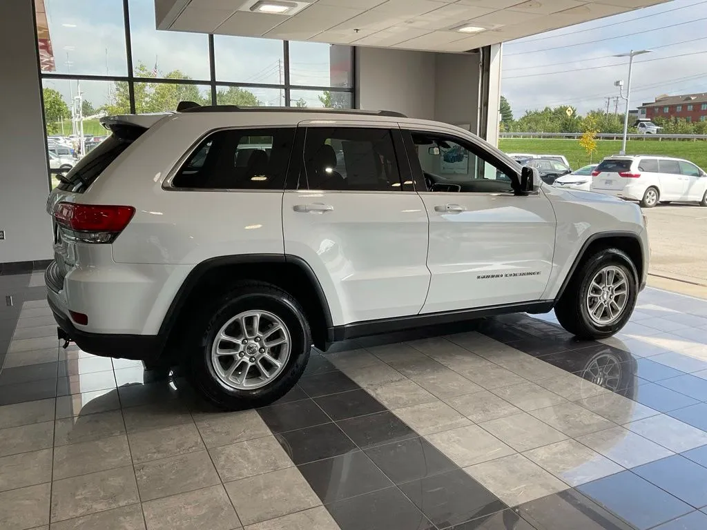 Jeep Grand Cherokee photo 6