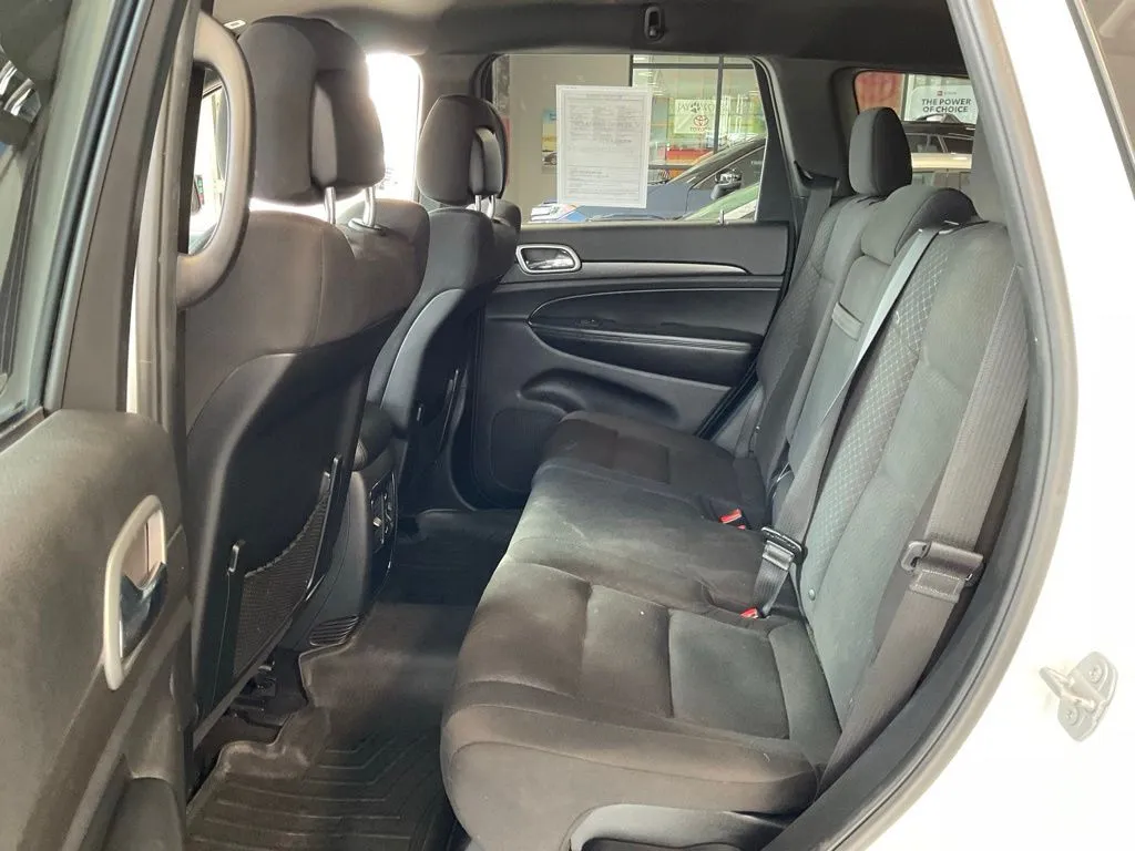 Jeep Grand Cherokee photo 20