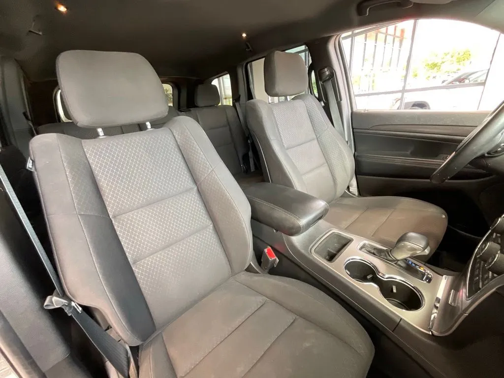 Jeep Grand Cherokee photo 18