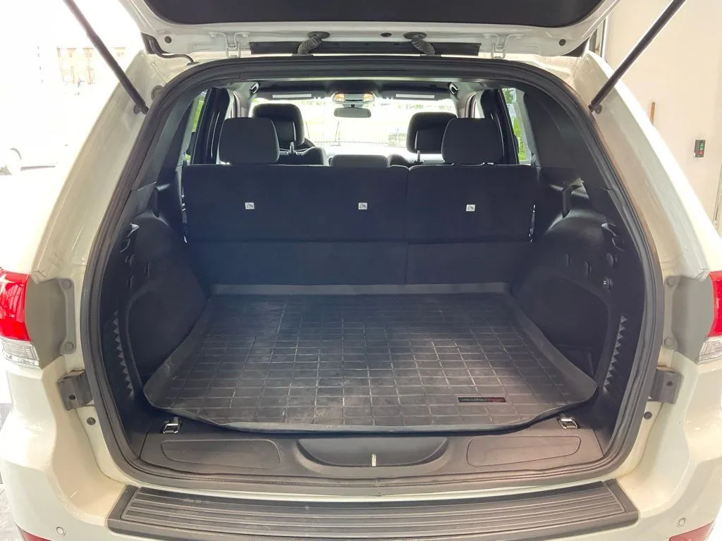 Jeep Grand Cherokee photo 21