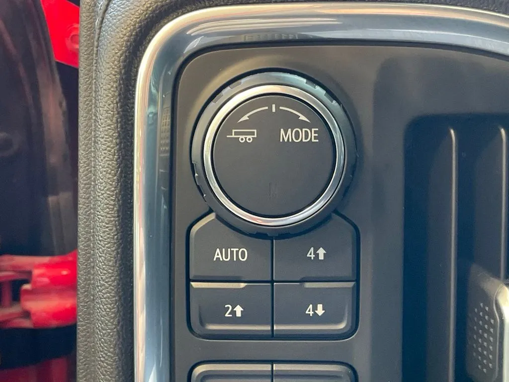 Chevrolet Silverado photo 17