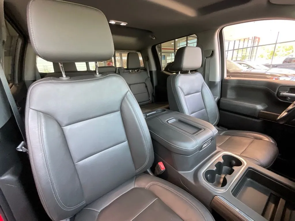 Chevrolet Silverado photo 19