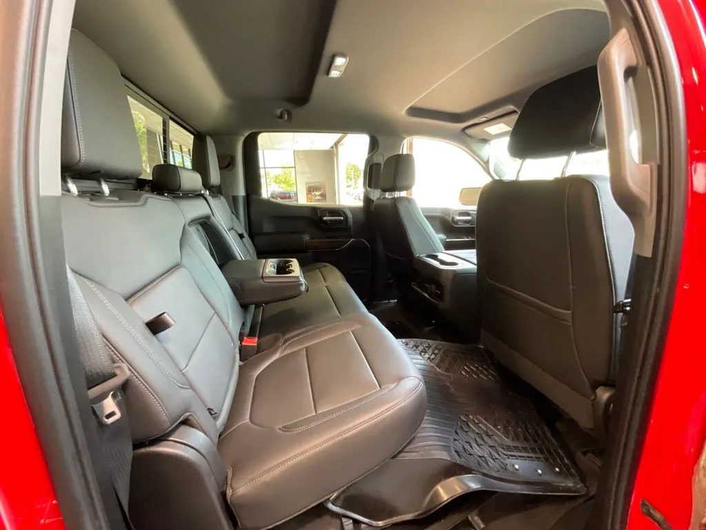Chevrolet Silverado photo 20