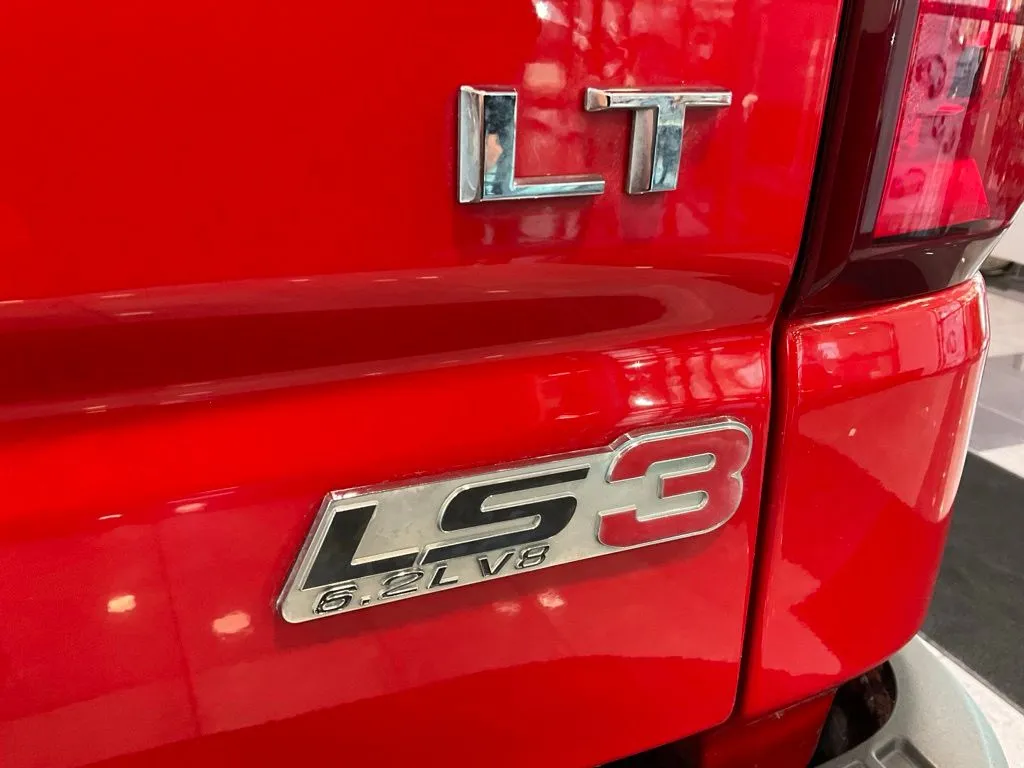 Chevrolet Silverado photo 22