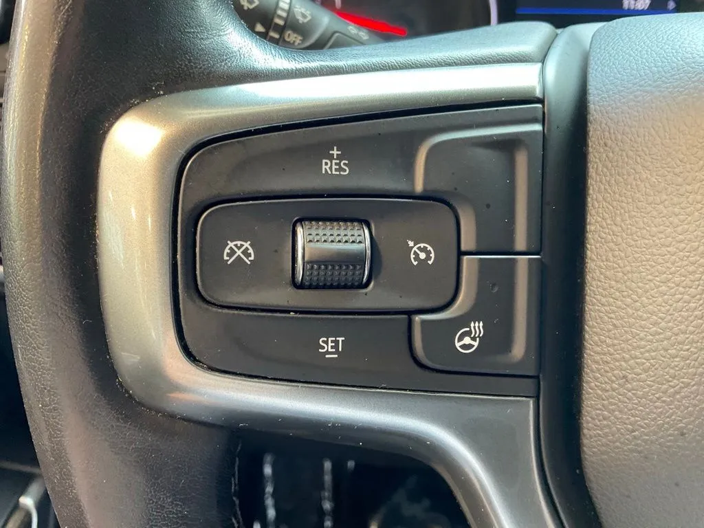 Chevrolet Silverado photo 12