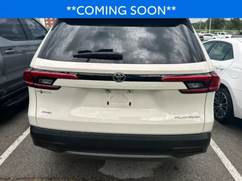 More photos of 2024 Toyota Grand Highlander Platinum at Jay Wolfe Toyota, MO