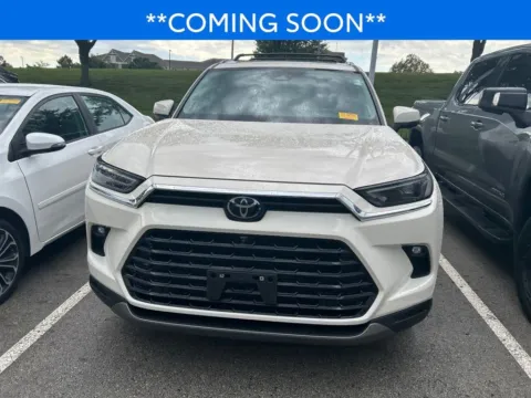 Photos of 2024 Toyota Grand Highlander Platinum for sale in Kansas City, MO at Jay Wolfe Toyota