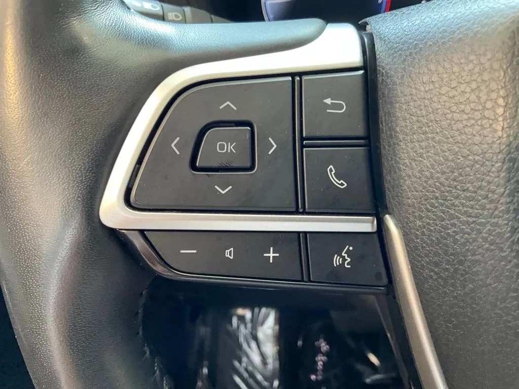 Toyota Grand Highlander photo 12