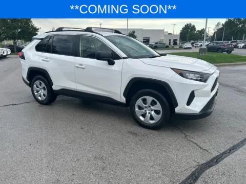 More photos of 2019 Toyota RAV4 LE at Jay Wolfe Toyota, MO