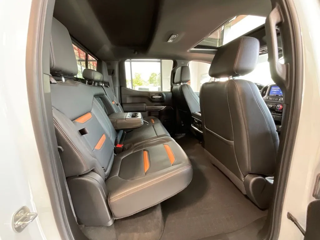 GMC Sierra photo 19