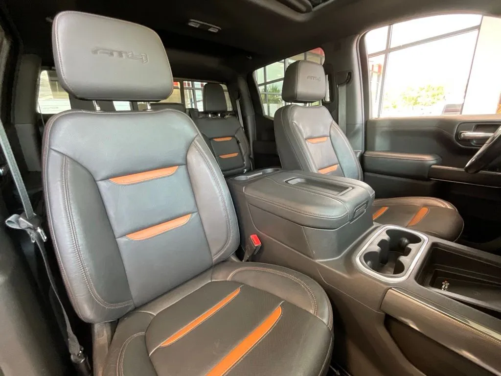 GMC Sierra photo 18
