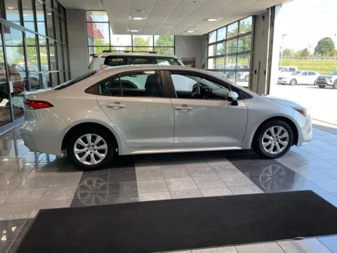More photos of 2024 Toyota Corolla LE at Jay Wolfe Toyota, MO