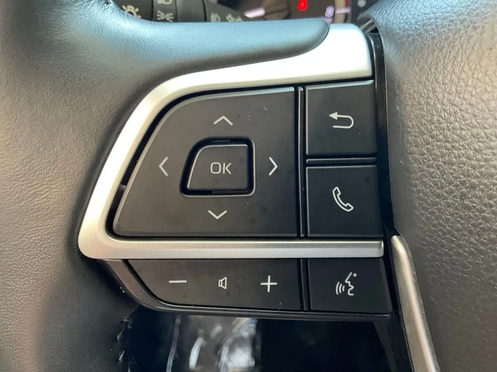 Toyota Highlander photo 12