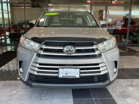 Photos of 2018 Toyota Highlander XLE for sale in Kansas City, MO at Jay Wolfe Toyota