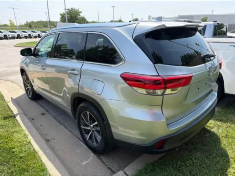 More photos of 2018 Toyota Highlander XLE at Jay Wolfe Toyota, MO