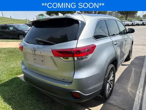 More photos of 2018 Toyota Highlander XLE at Jay Wolfe Toyota, MO