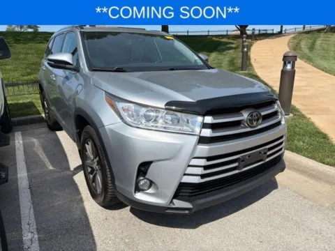 Another view of 2018 Toyota Highlander XLE for sale in Kansas City, MO at Jay Wolfe Toyota