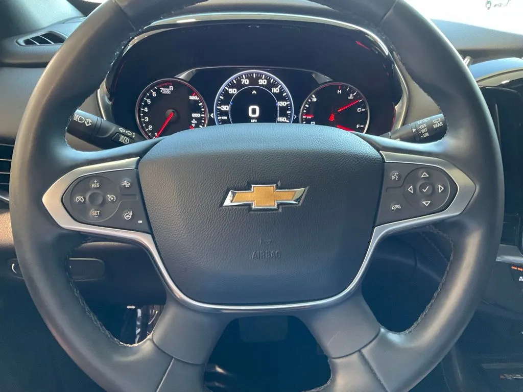 Chevrolet Traverse photo 11