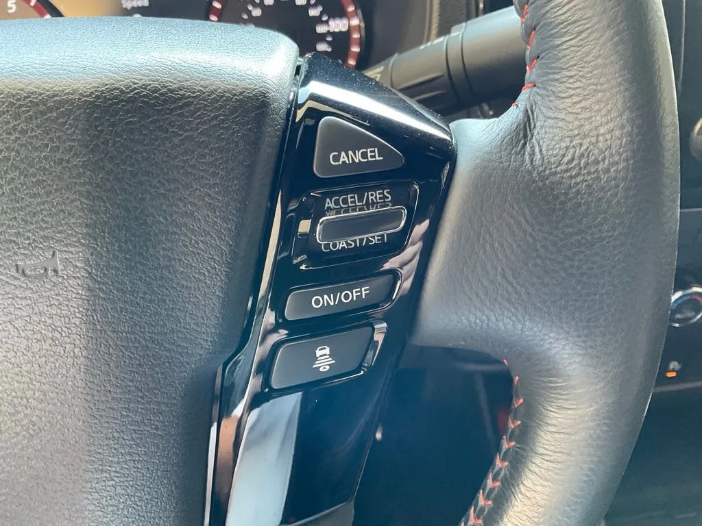 Nissan Frontier photo 13