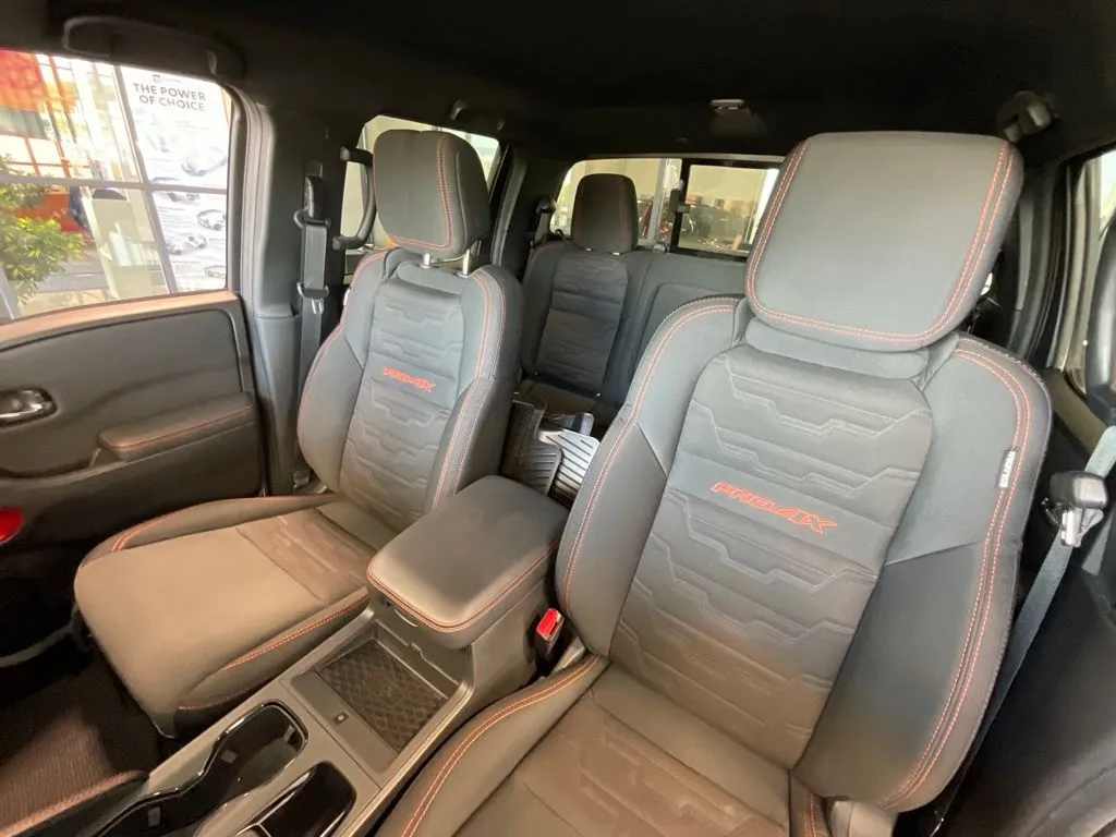 Nissan Frontier photo 10