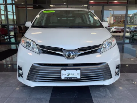 Photos of 2018 Toyota Sienna XLE for sale in Kansas City, MO at Jay Wolfe Toyota