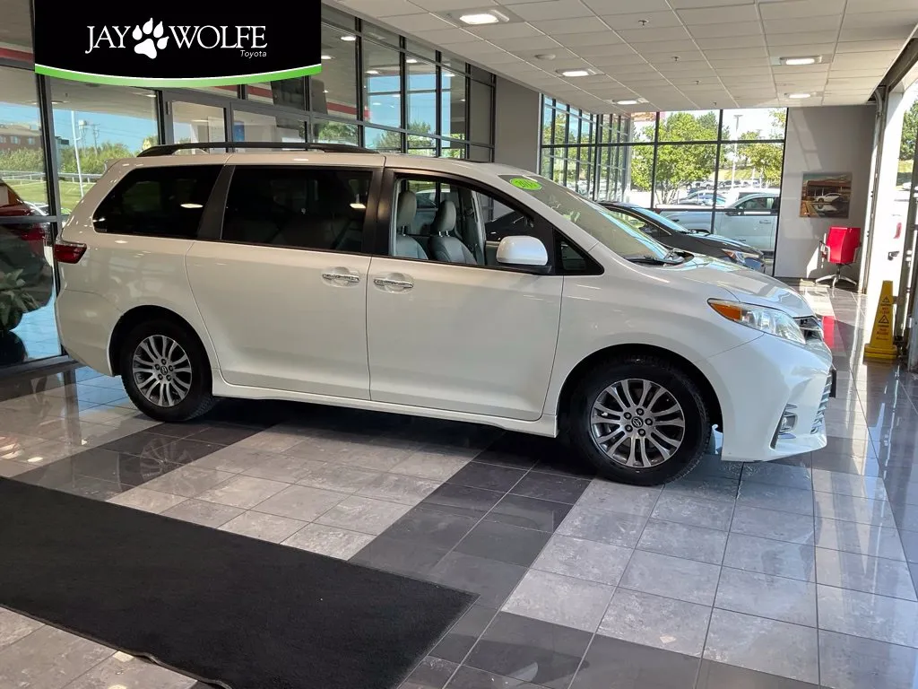 Toyota Sienna