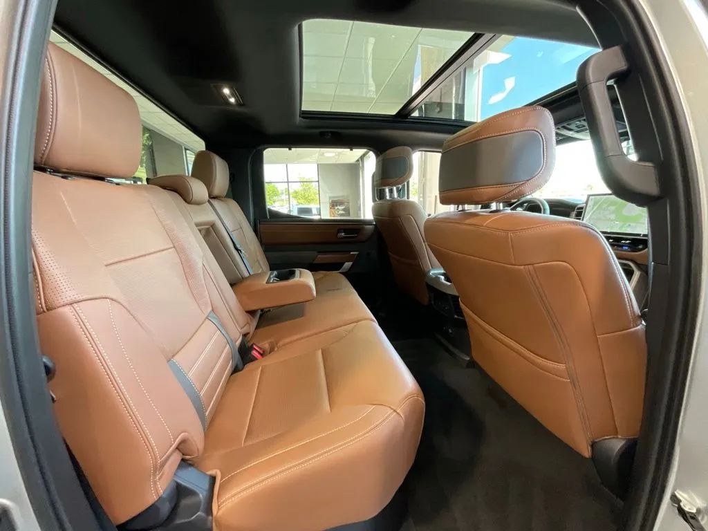 Toyota Tundra photo 21