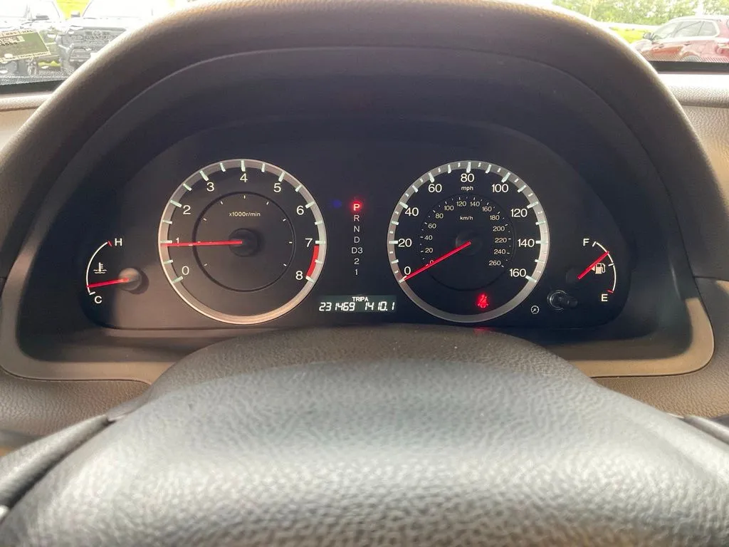 Honda Accord photo 14