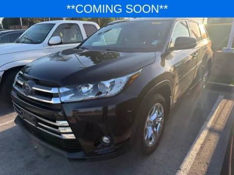 Black 2019 Toyota Highlander Hybrid Limited for sale in Kansas City, MO