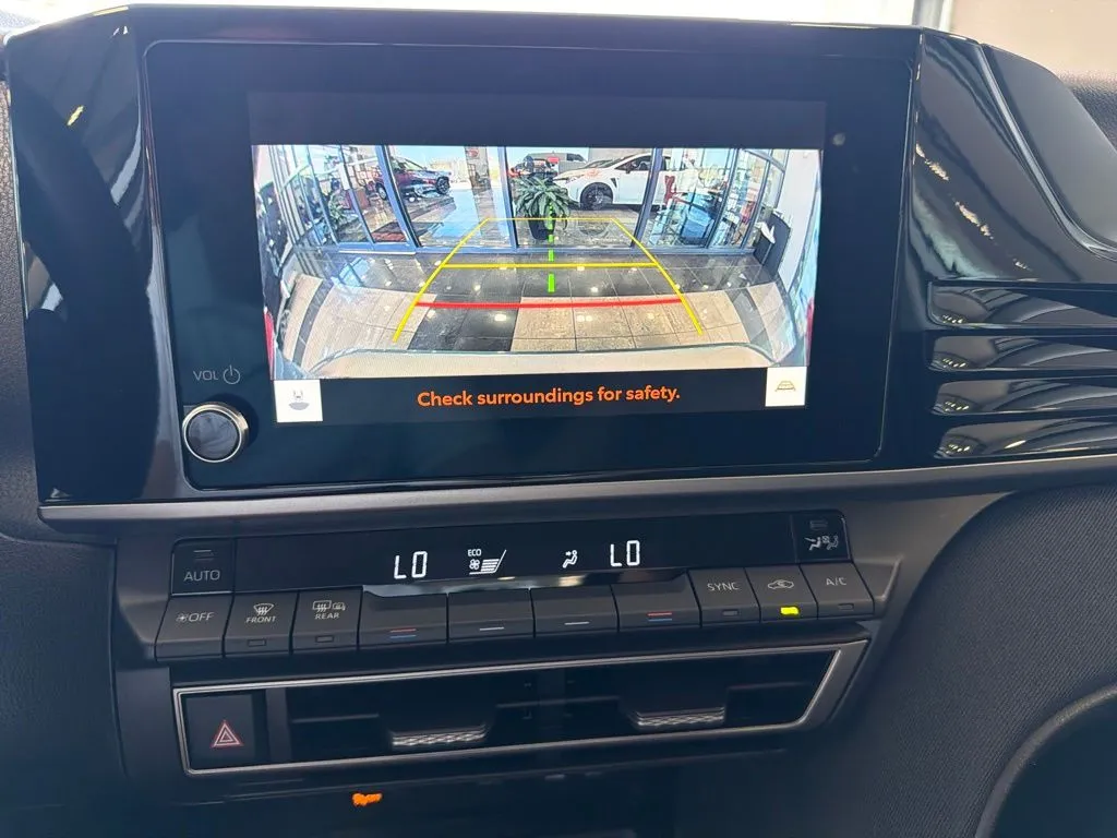 Toyota Camry photo 17