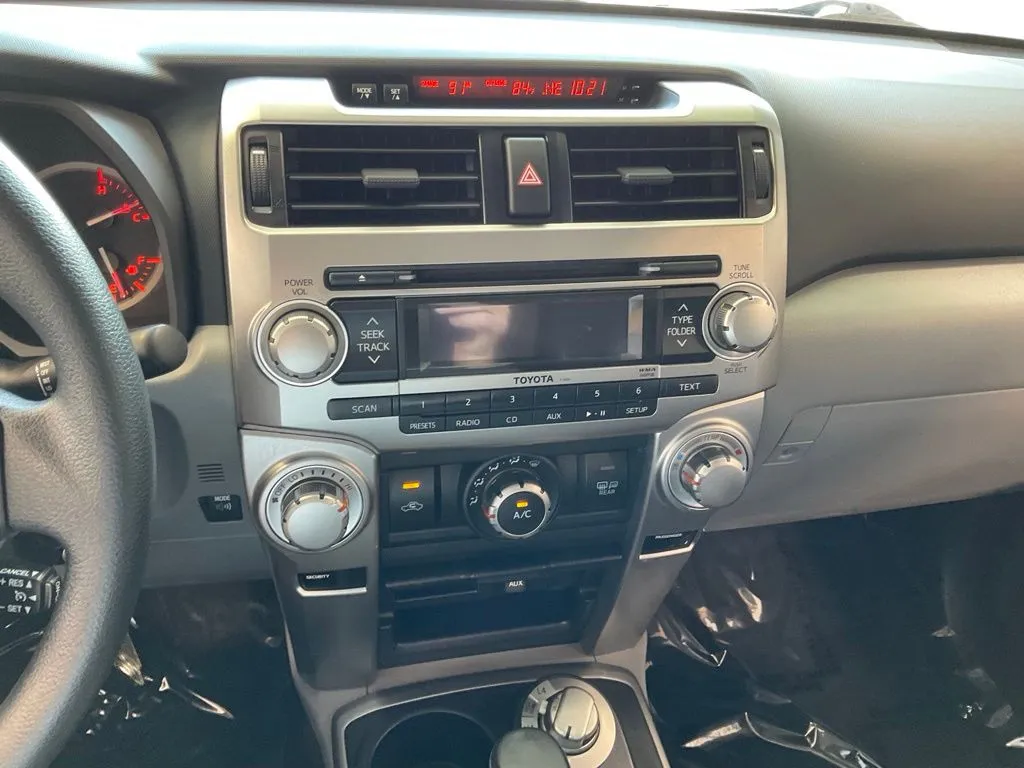 Toyota 4Runner photo 15