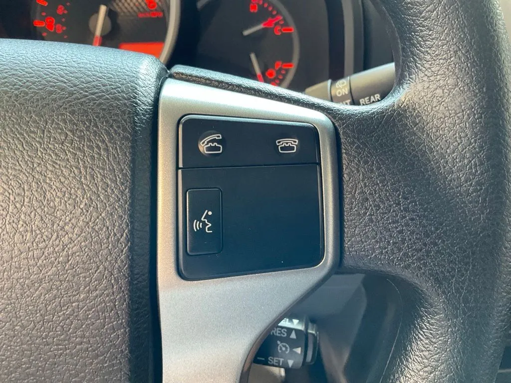 Toyota 4Runner photo 13