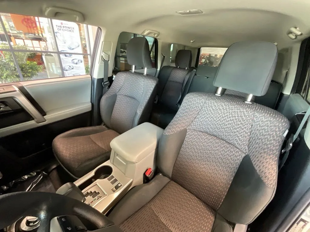 Toyota 4Runner photo 10