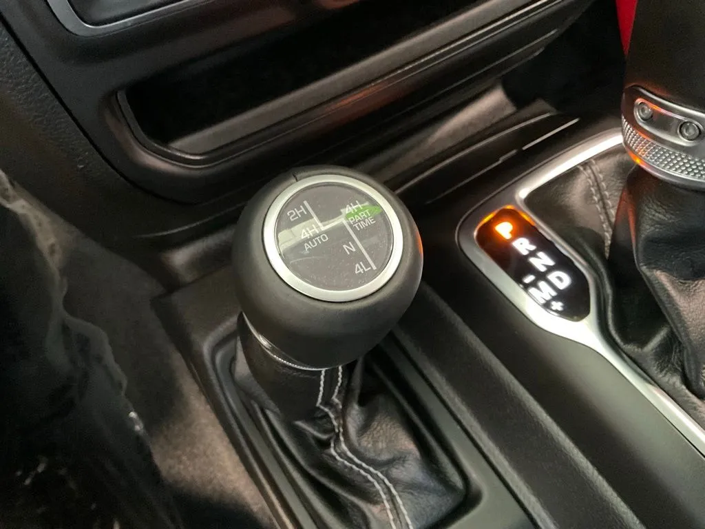Jeep Wrangler photo 17