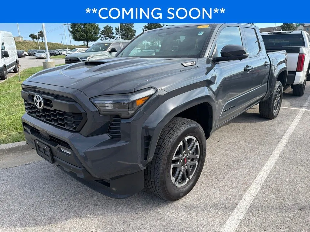 Unknown 2025 Toyota Tacoma Hybrid TRD Sport for sale in Kansas City, MO