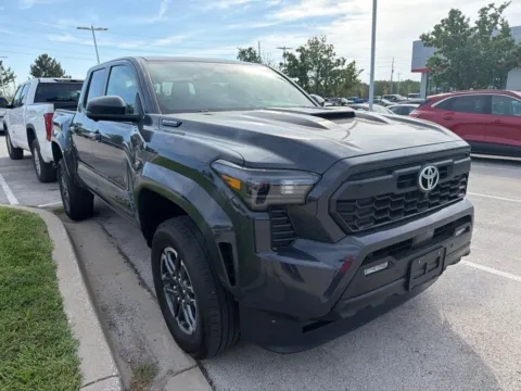 Another view of 2025 Toyota Tacoma Hybrid TRD Sport for sale in Kansas City, MO at Jay Wolfe Toyota