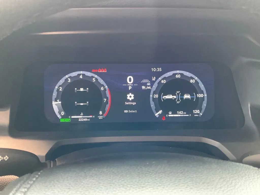 Toyota Tacoma photo 14