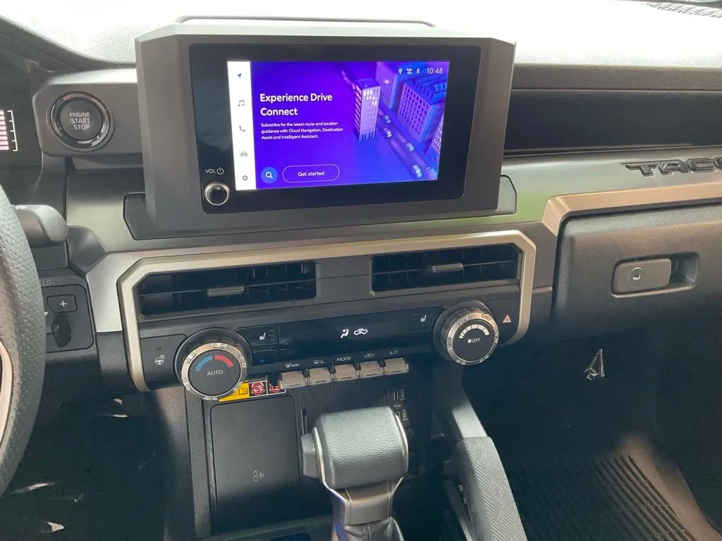 Toyota Tacoma photo 15