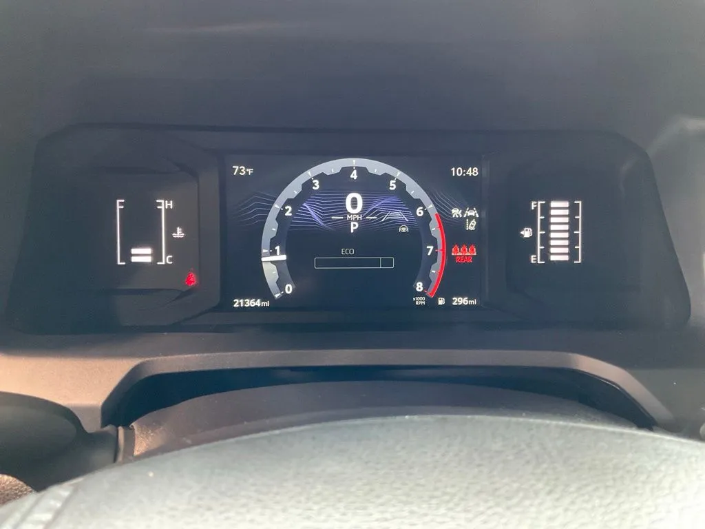 Toyota Tacoma photo 14