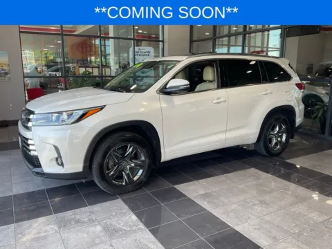 Another view of 2017 Toyota Highlander Limited Platinum for sale in Kansas City, MO at Jay Wolfe Toyota