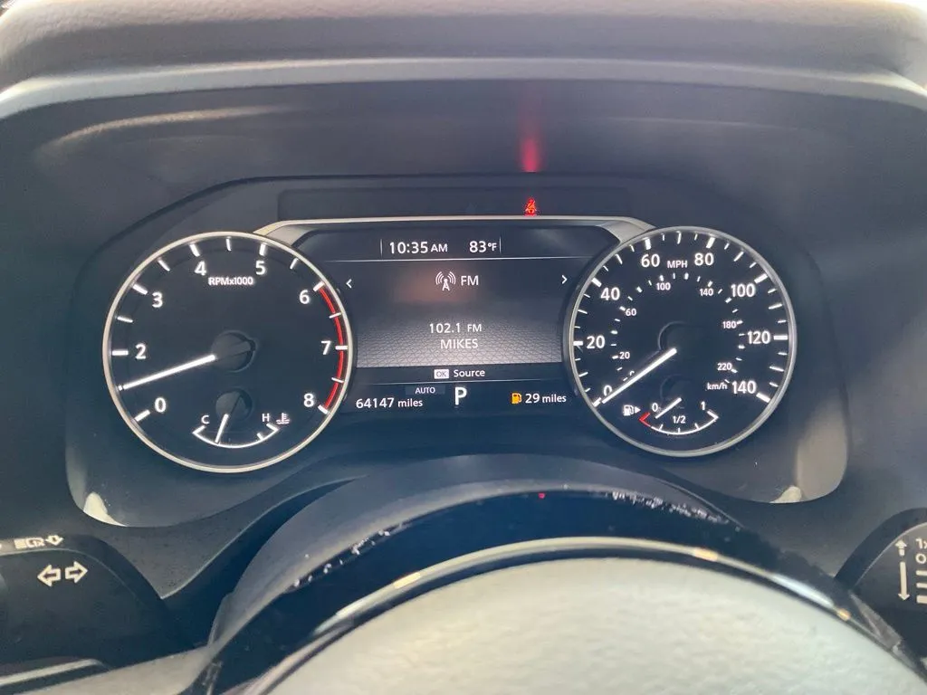 Nissan Rogue photo 14
