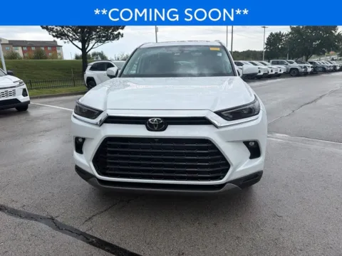 Photos of 2024 Toyota Grand Highlander Platinum for sale in Kansas City, MO at Jay Wolfe Toyota