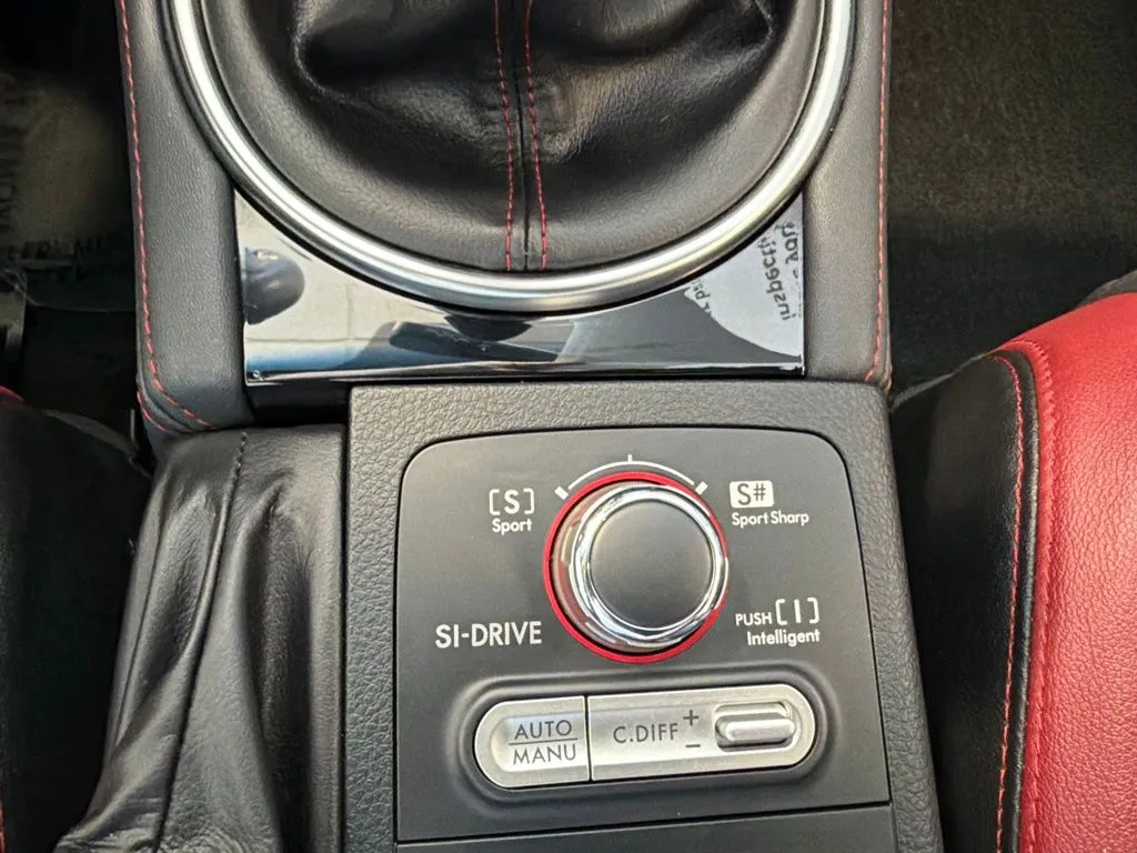 Subaru WRX photo 16